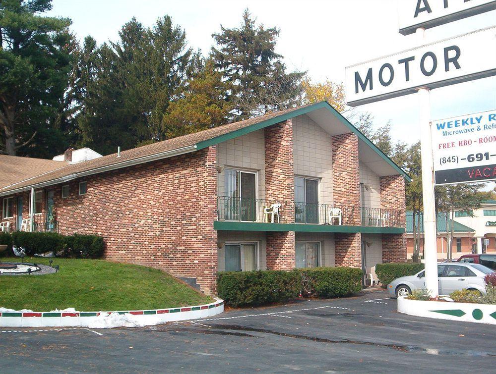 Atlas Motor Lodge Highland Exterior photo