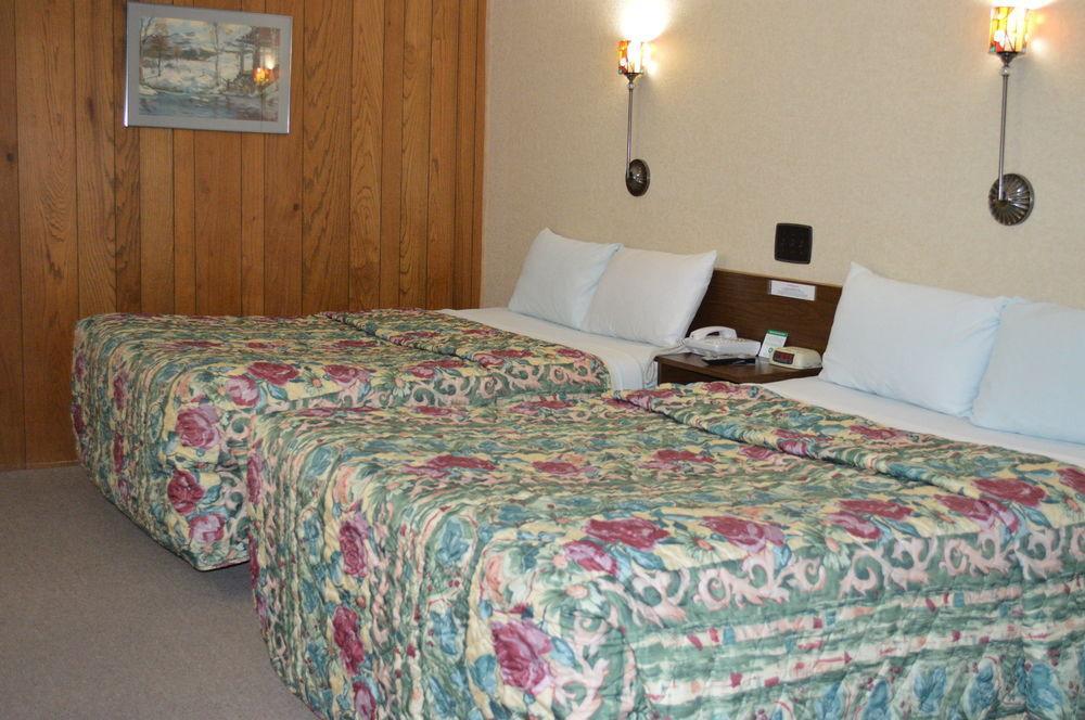 Atlas Motor Lodge Highland Exterior photo