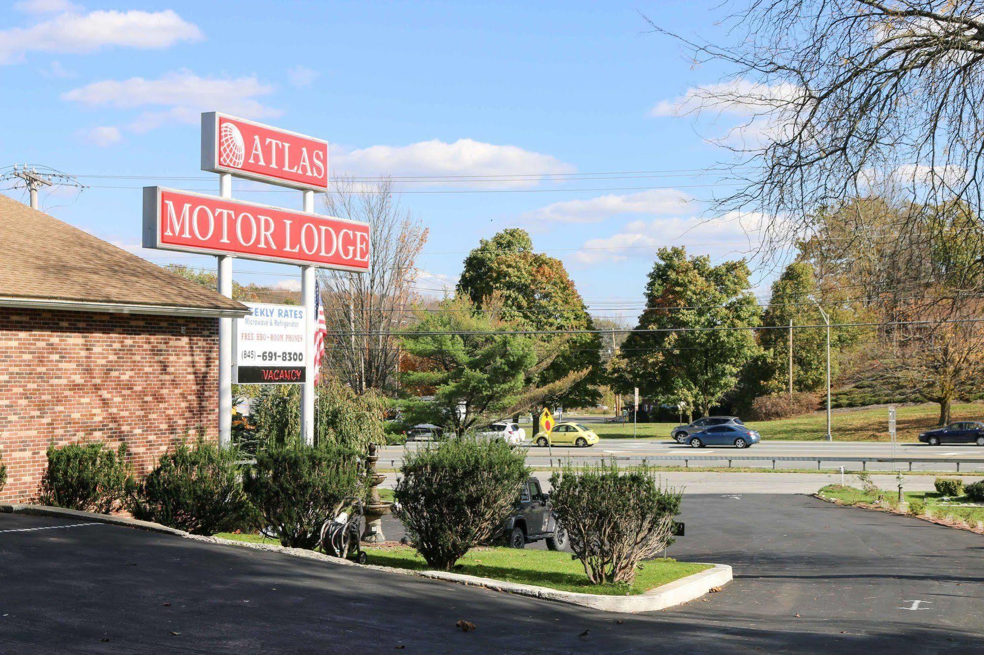 Atlas Motor Lodge Highland Exterior photo